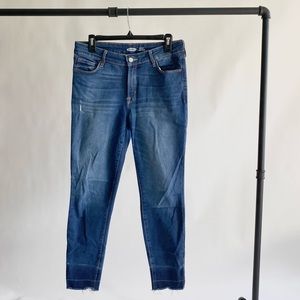 Old Navy Rockstar Super Skinny Built-In-Sculpt Jeans